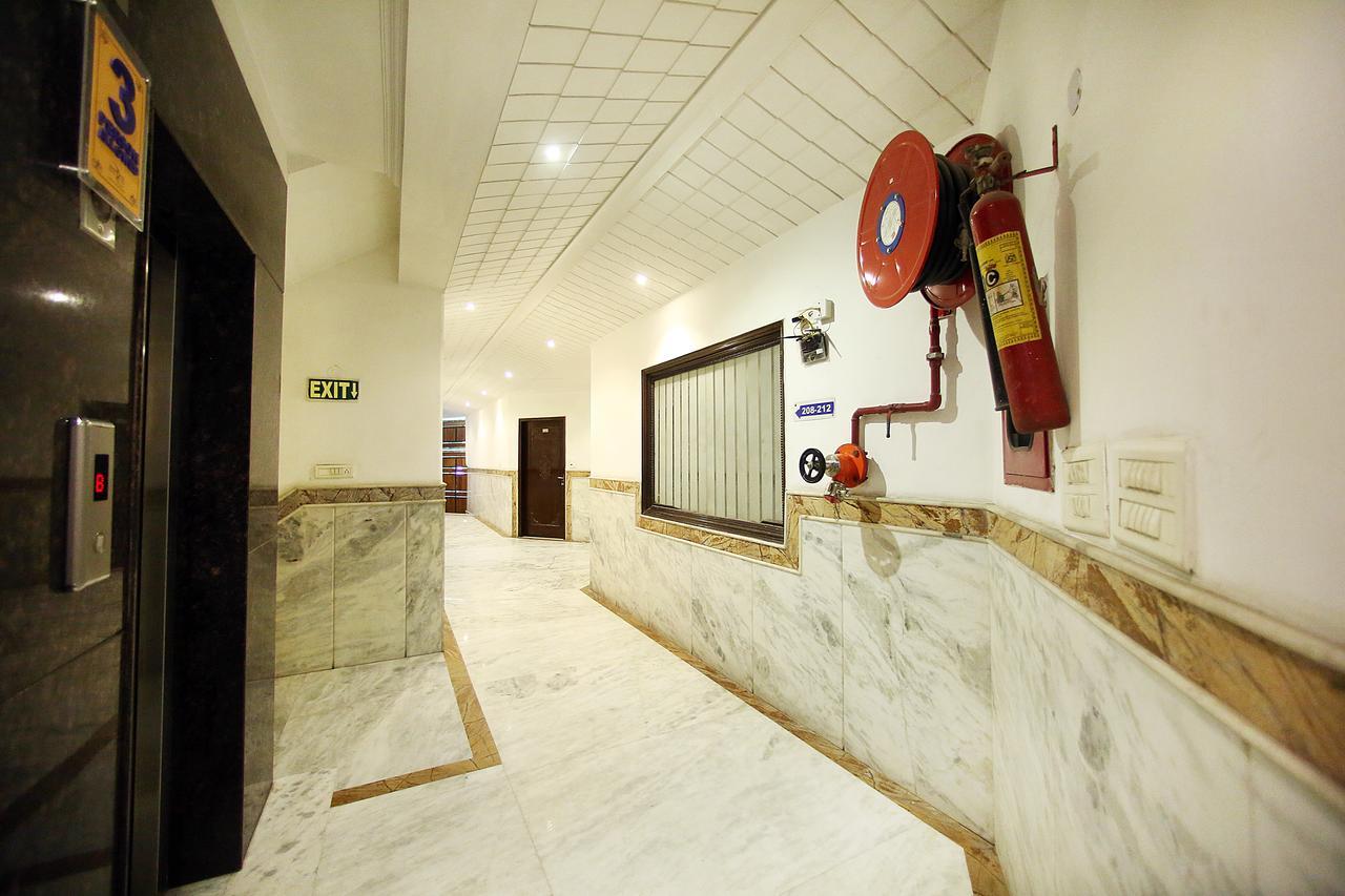 Hotel Aero Star Near Delhi Airport New Delhi Exterior foto