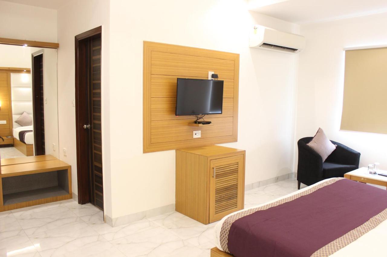 Hotel Aero Star Near Delhi Airport New Delhi Exterior foto